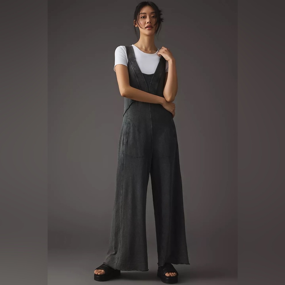 Pre-owned Daily Practice by Anthropologie The Palmra Jumpsuit
BLACK ONYX